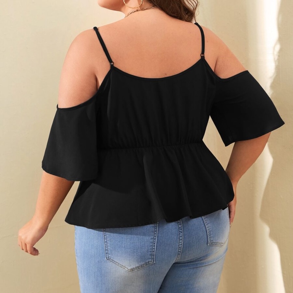 Boho Plus lace Cold Shoulder Butterfly Sleeve Top - Picture 5 of 6